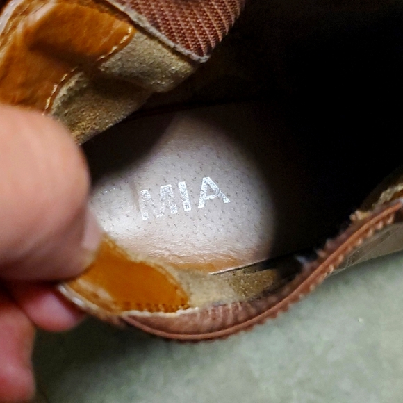 Beautiful booties leather - Picture 10 of 15